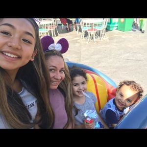 Meet your Posher, Anna